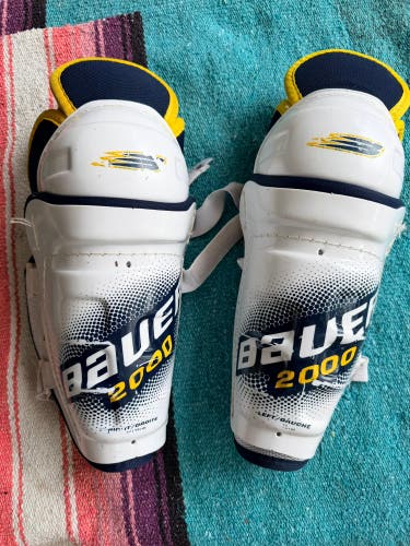 Junior Bauer 10" Shin Pads (Used)