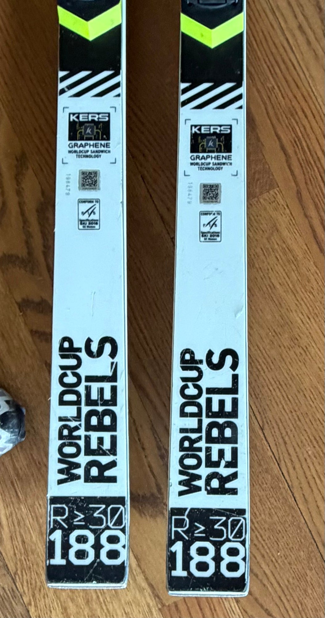 Head Worldcup Rebels i.Speed 180cm | SidelineSwap | Buy and Sell