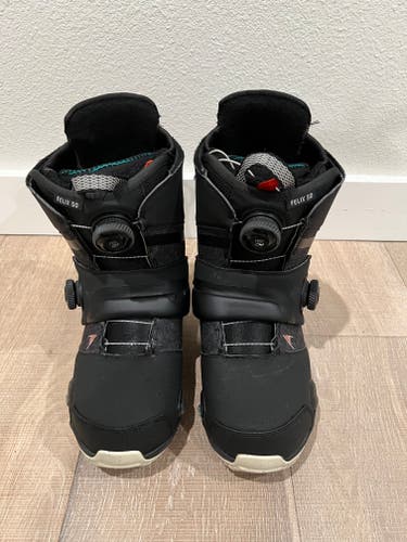 Women's Size M 9.0 (W 10.0) Burton Felix Step On® Snowboard Boots Medium Flex All Mountain (Used)