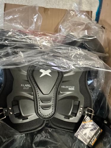 Extra Large Youth Xenith Velocity 2 JV Shoulder Pads (New)