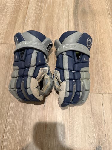 2026 Big East Champions Georgetown Hoyas M6 Lacrosse Gloves