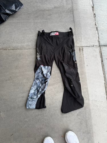 Youth Large Tour Inline Pants (Used)