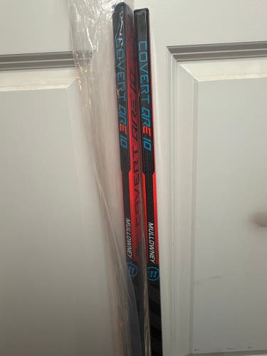 Intermediate Warrior Covert QRE 10 Right Handed Hockey Stick 70 Flex (New)