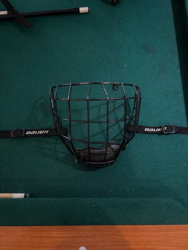 Medium Bauer Profile II Facemask (Used)