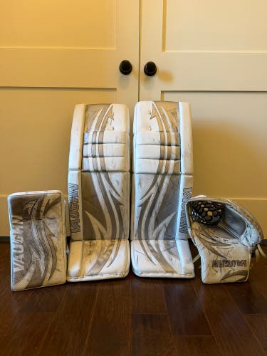 34" Vaughn Velocity V10 Pro Return V4 graphic full Set