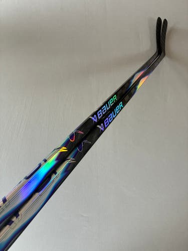 *2 Pack* of New 77 Flex P88 Senior Bauer Vapor Flylite Left Hand Pro Stock Hockey Sticks