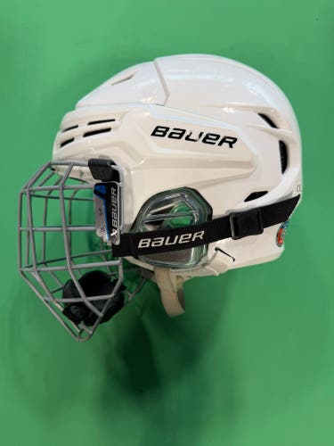Bauer Re-Akt 65 Helmet | Small w/ Cage