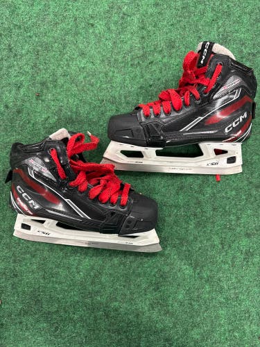 Senior CCM Extreme Flex E6.9 Hockey Goalie Skates (Regular) Size 7.5 (Used)