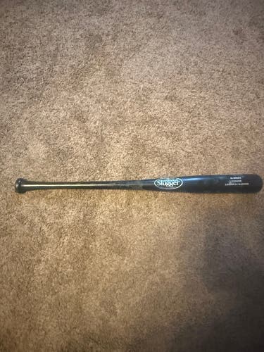 2022 Louisville Slugger Genuine Wood Bat 25 oz 33" (Used)