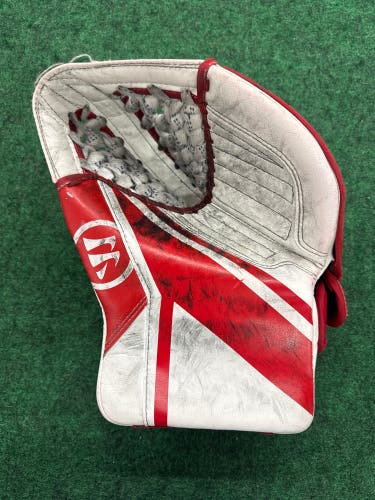Red & White Junior Warrior Ritual G6 E+ Goalie Glove Regular (Used)