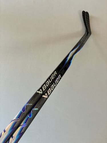 *2 Pack* of New 77 Flex P92 Senior Bauer Vapor FlyLite Left Hand Pro Stock Hockey Sticks - Blue