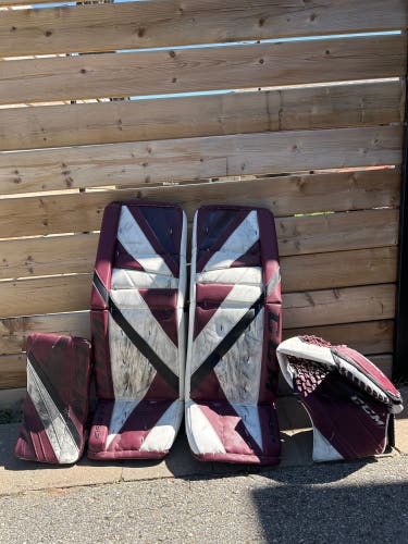 34" 2023 CCM EFlex 5 Regular Goalie Full Set Pro Stock (Used)