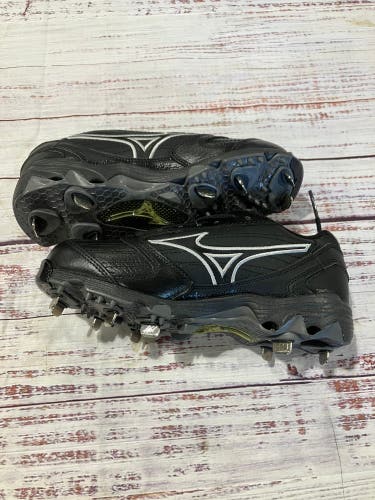 Black Mizuno Classic G4 Metal Cleats I Size 6.5 (New)