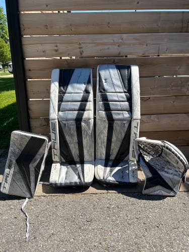 34" 2024 True Catalyst Px3 Regular Goalie Full Set Pro Stock (Used)