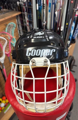 rare vintage Cooper Sk 2000 L Large Ice Hockey Black Helmet SK2000 used collectible