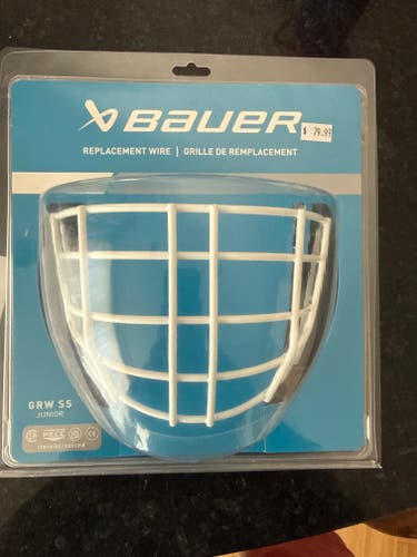 Junior 2025 Bauer Goalie Mask (New)