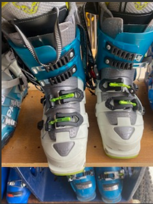 Mondo 23 & 23.5 Women's Dynafit Alpine Touring Radical Ski Boots (Used)