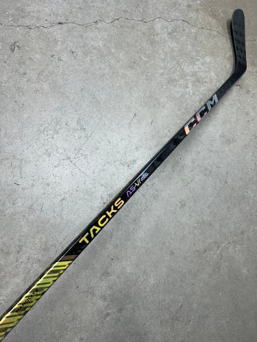 90 Flex P29 Senior CCM Tacks AS-VI Pro Left Hand Hockey Stick Pro Stock (New)
