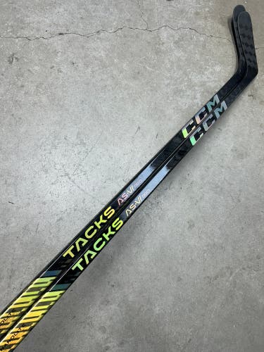 2 PACK 90 Flex P29 Senior CCM Tacks AS-VI Pro Left Hand Hockey Stick Pro Stock (New)