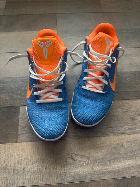 Men's Size M 10.5 (W 11.5) Nike Kobe 11 Shoes (Used