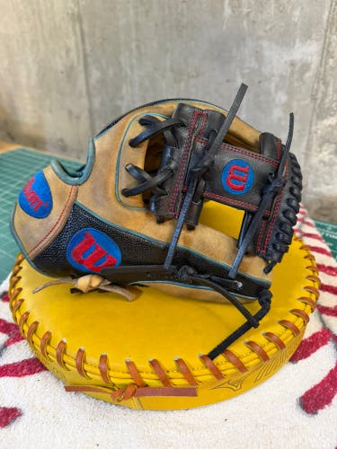 Wilson A2000 DP15 11.5 Inch Baseball Glove