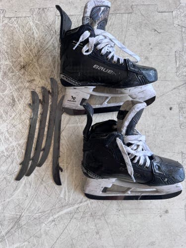 2024 Bauer Supreme Shadow Hockey Skates Size 4.5 (Used)
