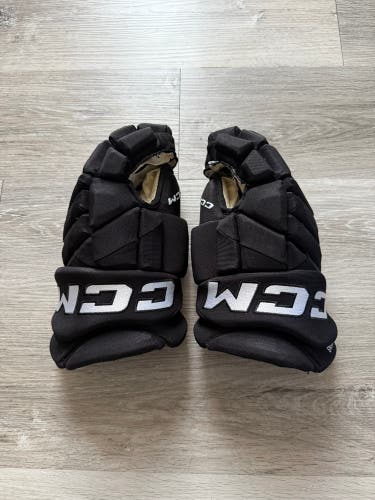 CCM HGPJSPP Gloves 14" Pro Stock (Used)