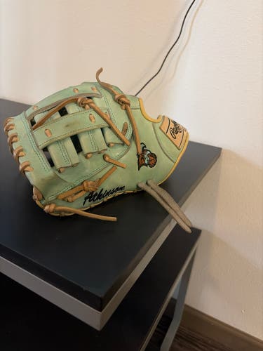 Coastal Carolina Rawlings Pro Preferred LH First Base Baseball Glove 12.5" (Used)