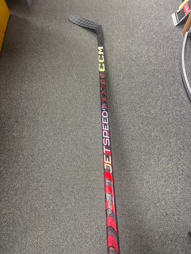 Senior CCM JetSpeed FT5 Pro Left Hand Hockey Stick P28M 75 Flex (New)
