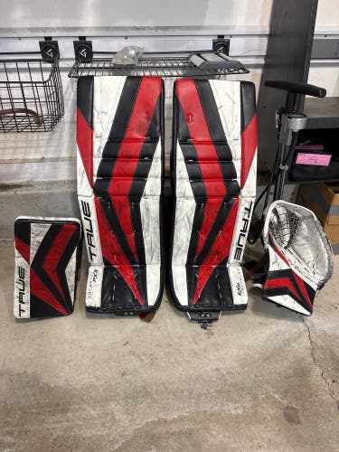 33" + 2” True Catalyst Px3 Regular Goalie Full Set (Used)