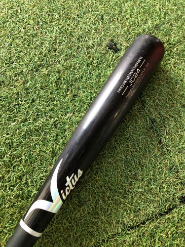 Victus Pro Reserve JC24 Maple Bat (-3) 29 oz 32" (Used)