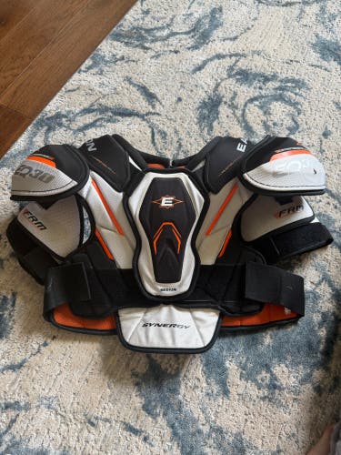 Medium Easton EQ 30 Shoulder Pads (Used)