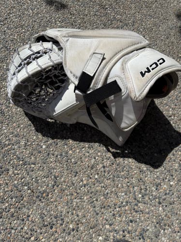 2024 CCM Extreme Flex 6 Full Right (Used)