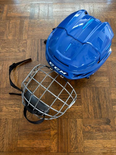 Large CCM FitLite Helmet (Used)