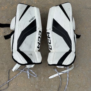 22" CCM YTFLEX 3 Goalie Leg Pads (Used)