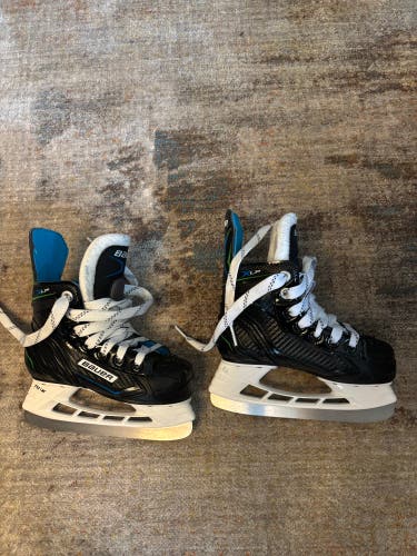 2026 Bauer XLP Hockey Skates 9 (Used)