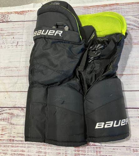 Black Junior Large Bauer HP Pro Hockey Pants (Used)