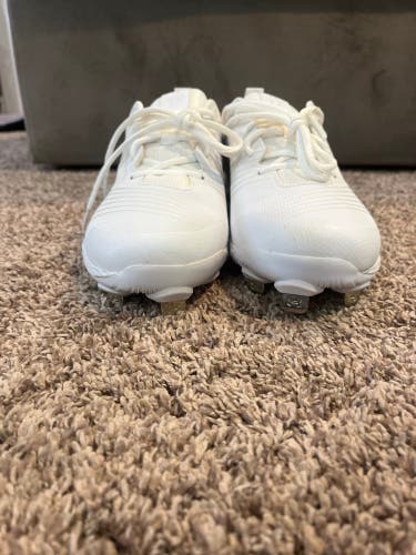 White Women's Size W 11.0 Under Armour Glyde ST