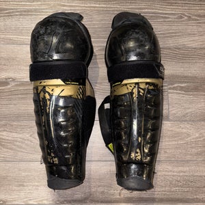 Senior CCM Tacks AS-V Pro 15" Shin Pads (Used)