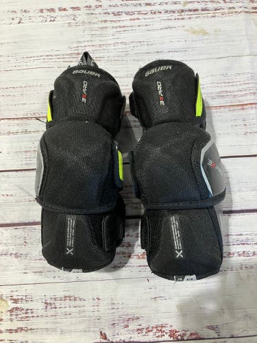 Junior Small Bauer Vapor 3X Pro Elbow Pads (Used)