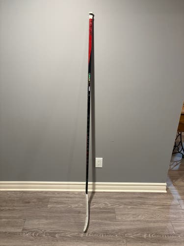 Senior True Catalyst 9x Left Hand Hockey Stick Toe Pattern 80 Flex Pro Stock (Used)