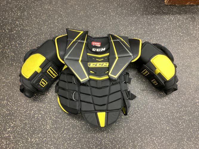 Medium CCM Premier R1.9 Goalie Chest Protector (Used)