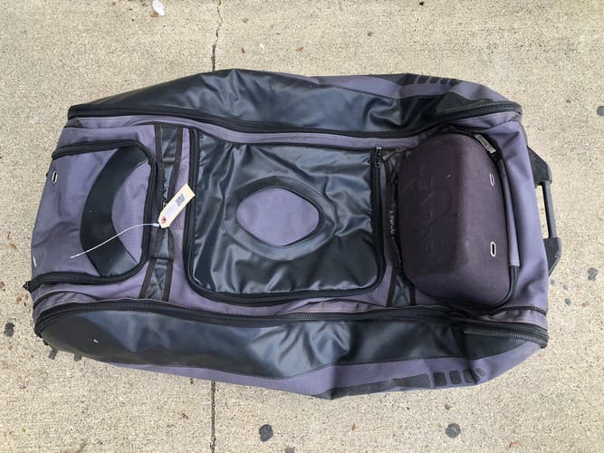Bownet Catcher's Equipment Bag (Used)