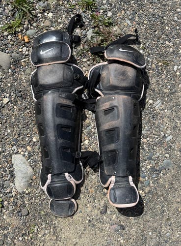 Nike Vapor Catcher's Leg Guard (Used) 16”
