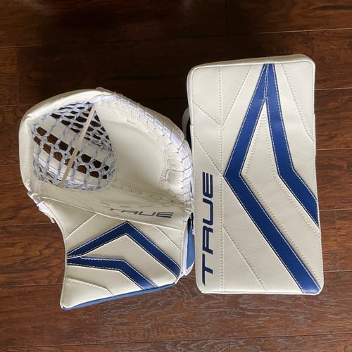 NEW True Catalyst PX5 Goalie Glove & Blocker Set - 580 break