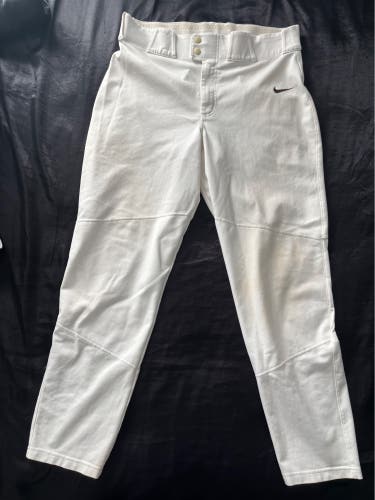 White Men's Large Adult Nike Game Pants (Used)
