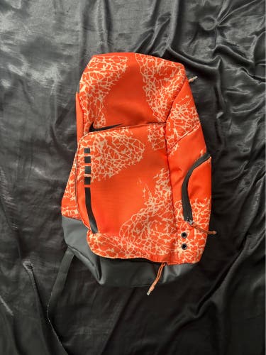 Men's Nike Basketball (Used)