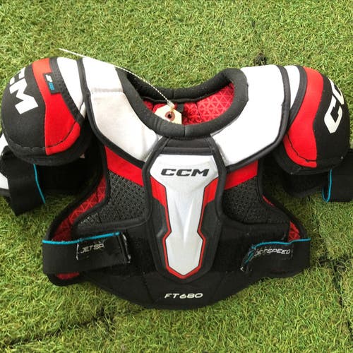Junior Small CCM JetSpeed FT680 Shoulder Pads (Used)