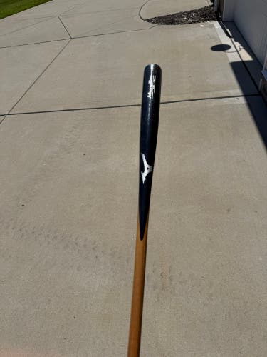 2019 Mizuno Elite Infield Fungo Fungo Bat 37" (Used)