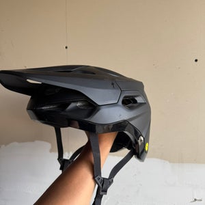 Medium Specialized Tactic 4 Bike Helmet